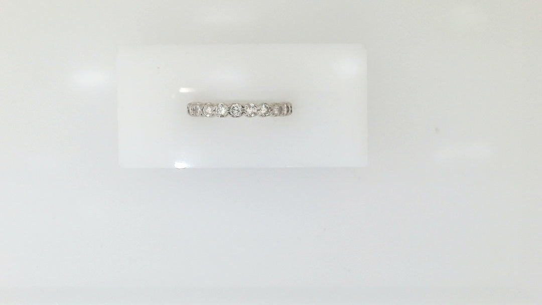 14K White Gold Prong-Set Women&