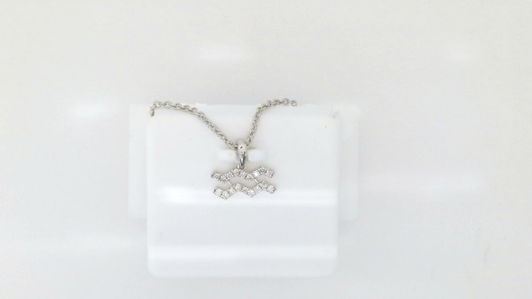 White Sterling Silver Pendant Length 18 With = 0.16Twt Round F Vs2 Diamonds Style: Cable Link
Metal: Sterling Silver
Color: White
Finish: Polished