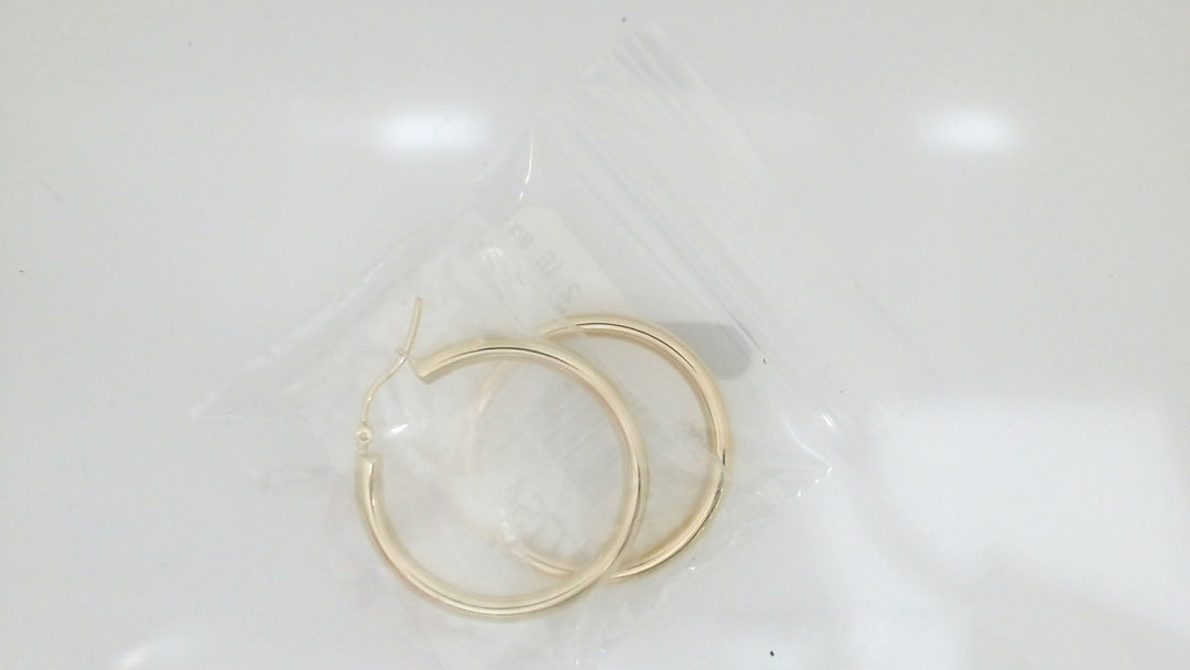 14K Yellow Gold Polished Lightweight Tube Hoop Earrings, 3mm