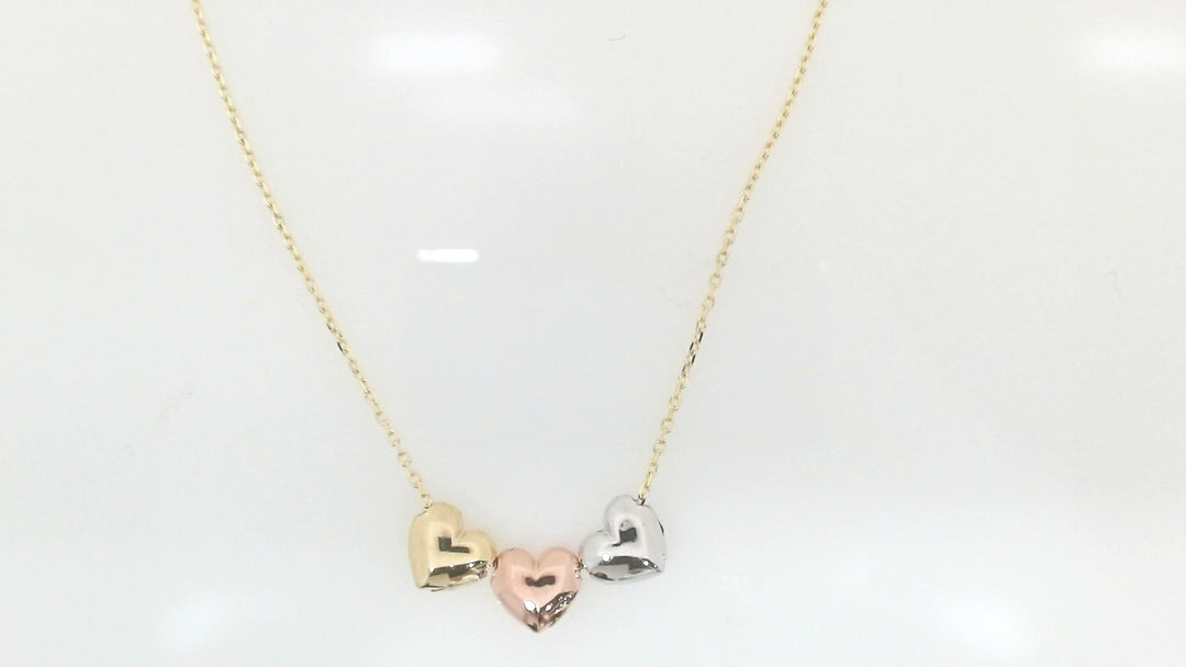 Tri-Tone 14 Karat Heart Charm Length 17.5 Weight 2.6 Style: Cable Link
Metal: 14 Karat
Color: Yellow
Finish: Diamond Cut