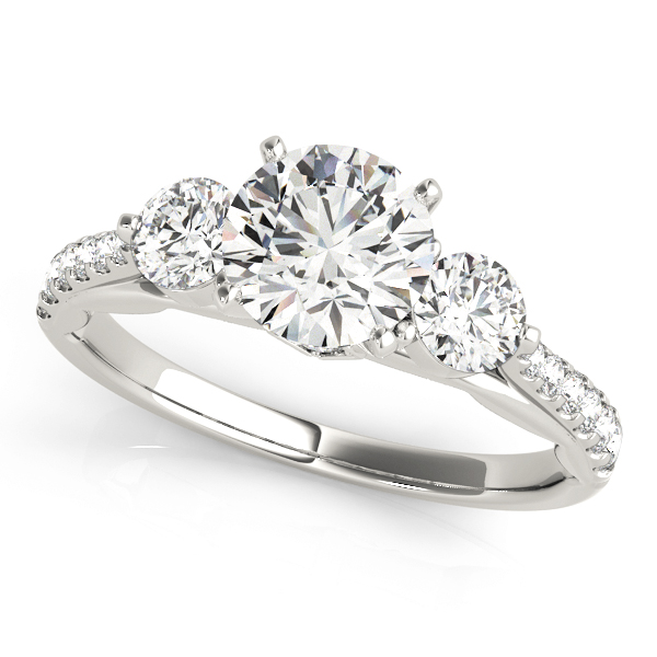 3-Stone Single Row Engagement Ring

TOTAL CARAT:
0.615