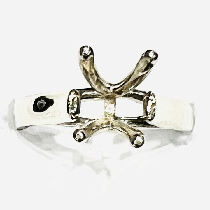 14K White Gold 4-Prong Ring Setting, Size 7